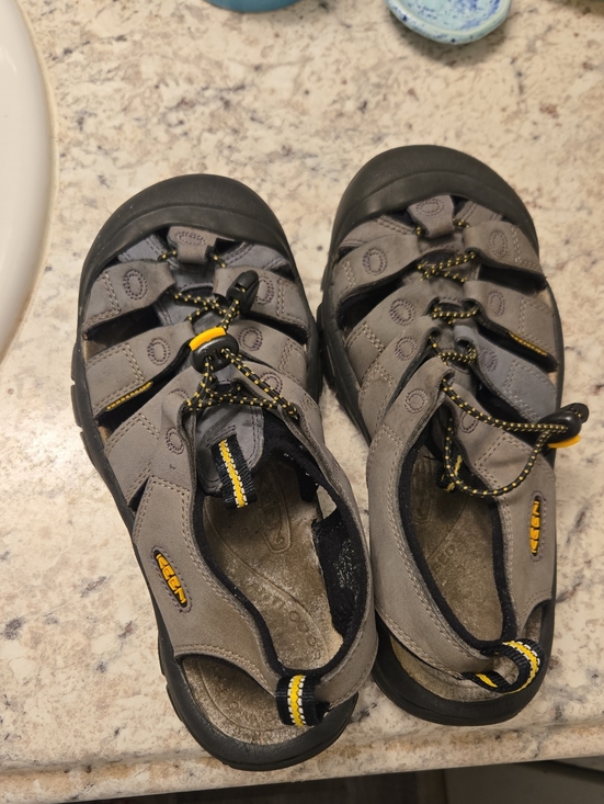 Keen Shoes - Keen Woman's Newport Sandals Size 7.5